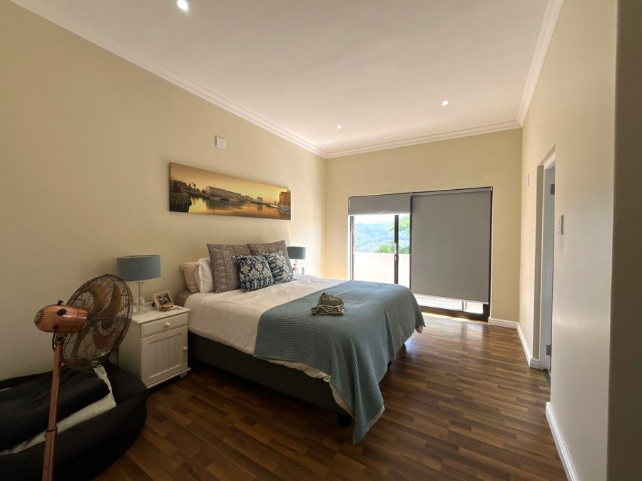 5 Bedroom Property for Sale in Knysna Heights Western Cape
